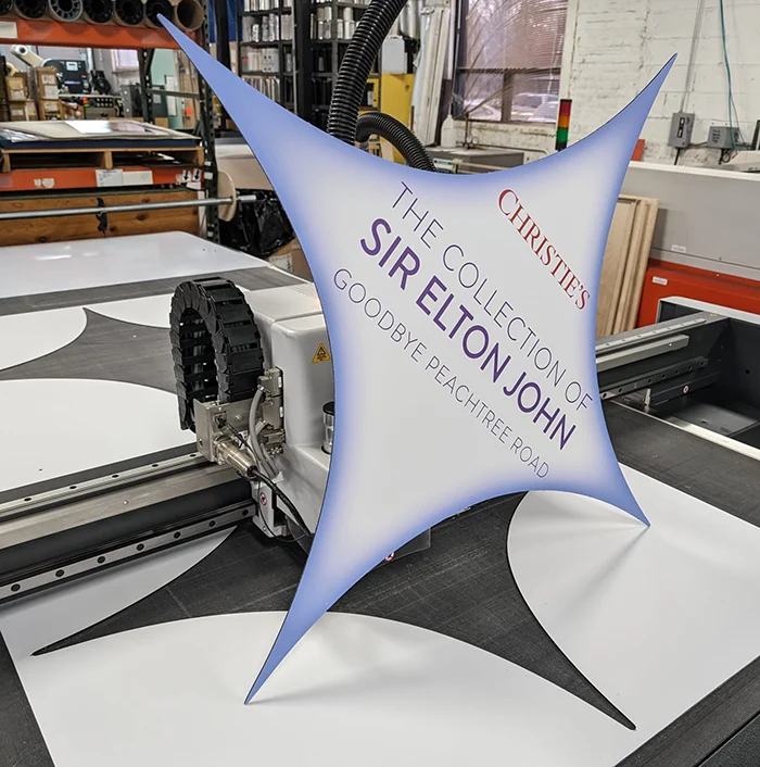 Fast flexible digital die cutting for short runs and retail displays